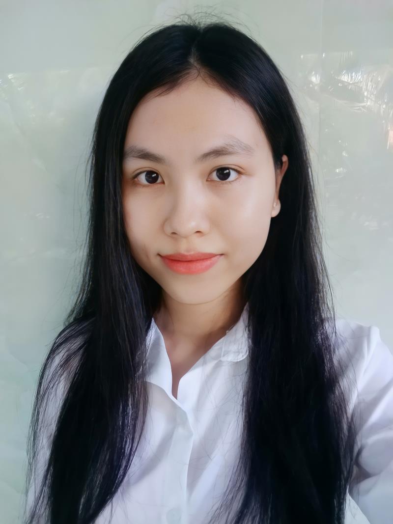 Huỳnh Dư Khánh Băng  dạy Tiếng Anh